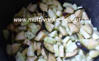 Кабачки тушеные с курицей и гречкой в мультиварке