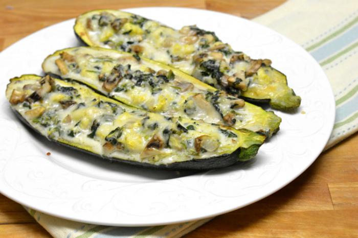 кабачки с грибами и сыром в духовке
