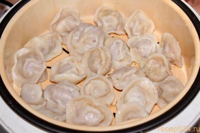 Приготовление пельменей в мультиварке на пару